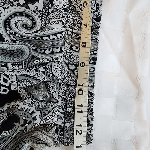 Lapis Sheer Paisley Print Black & Gray Fully Lined Women's Skirt Size S - Picture 4 of 6